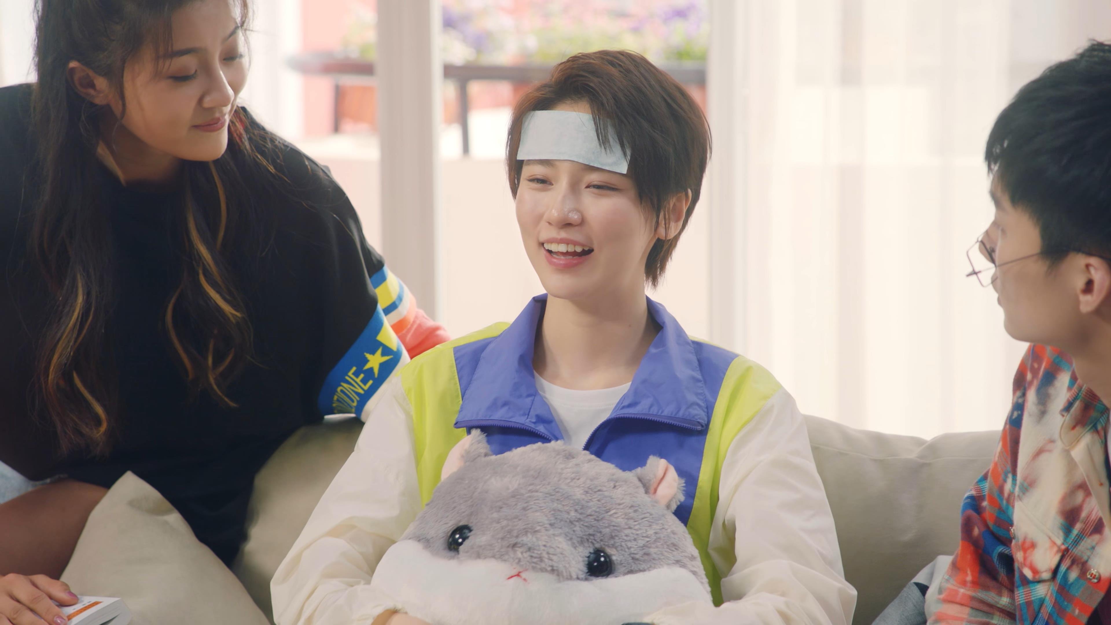 “游泳赛场：2025世界游泳锦标赛新星冲击金牌”